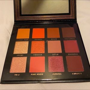 Ace Beauté Scarlet Dusk palette